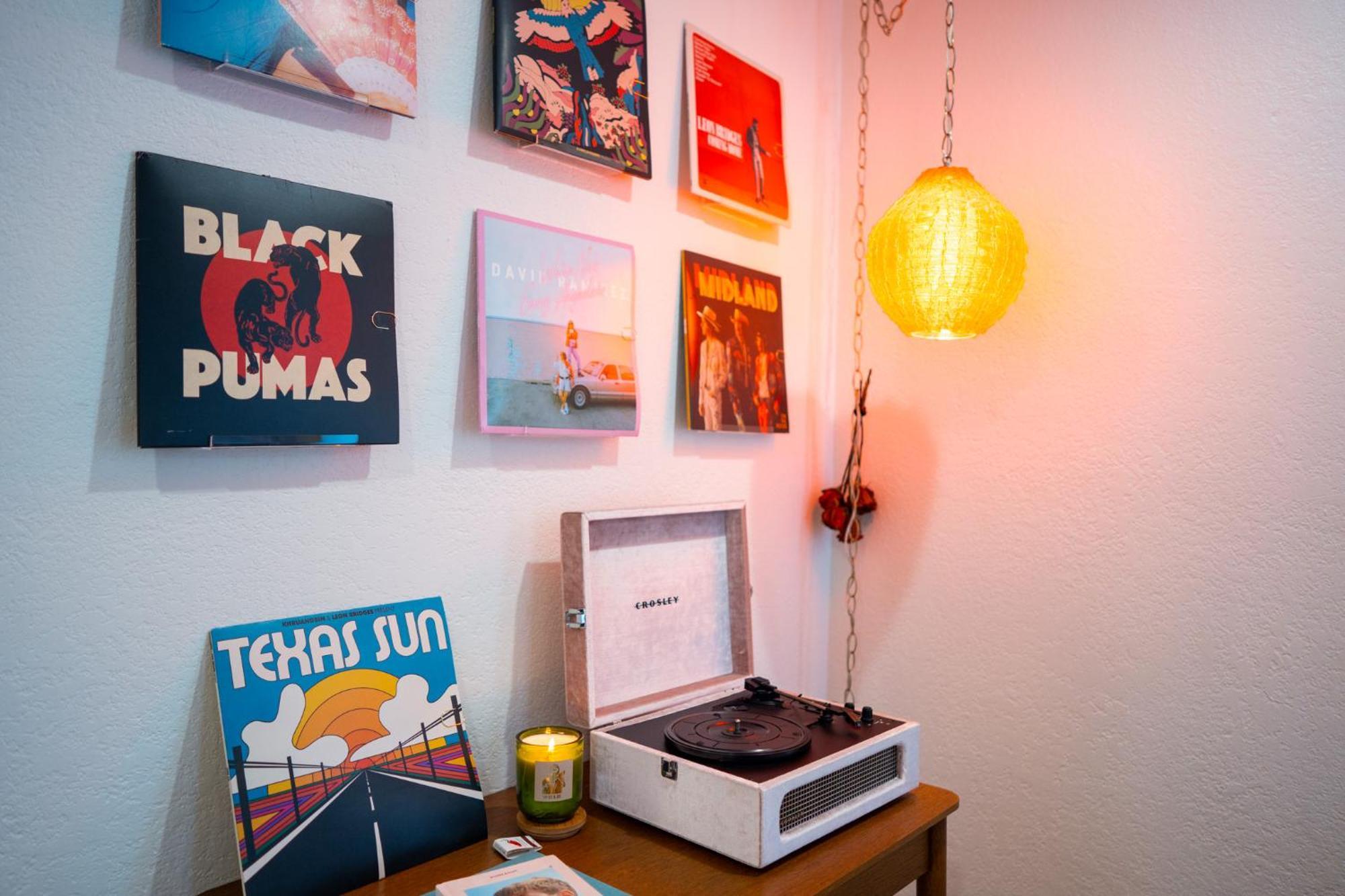 Stylish, Artsy Bungalow Central Eastside Austin Dış mekan fotoğraf