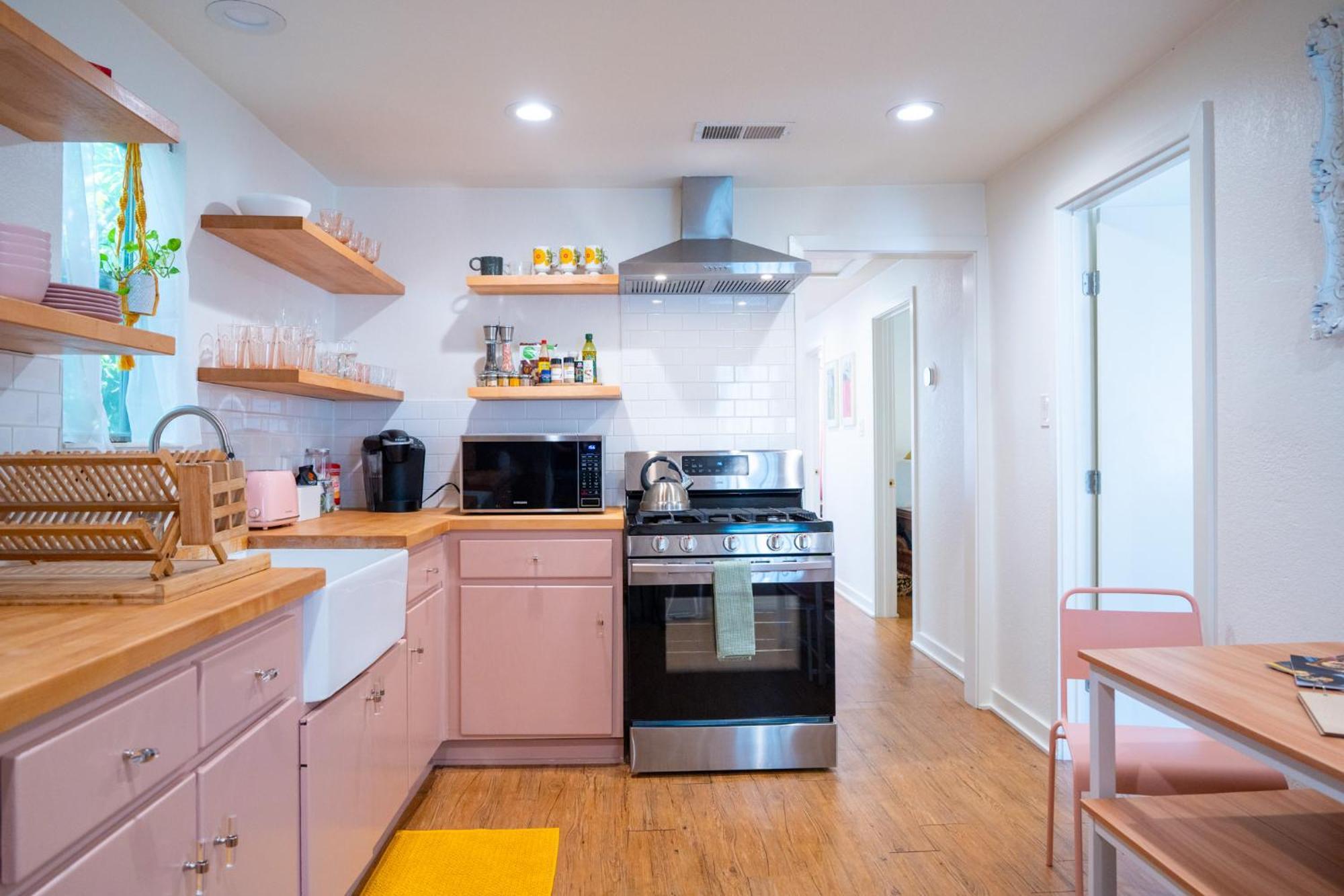 Stylish, Artsy Bungalow Central Eastside Austin Dış mekan fotoğraf