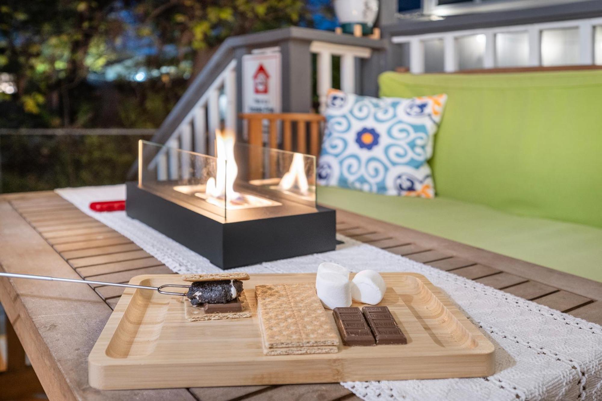 Stylish, Artsy Bungalow Central Eastside Austin Dış mekan fotoğraf