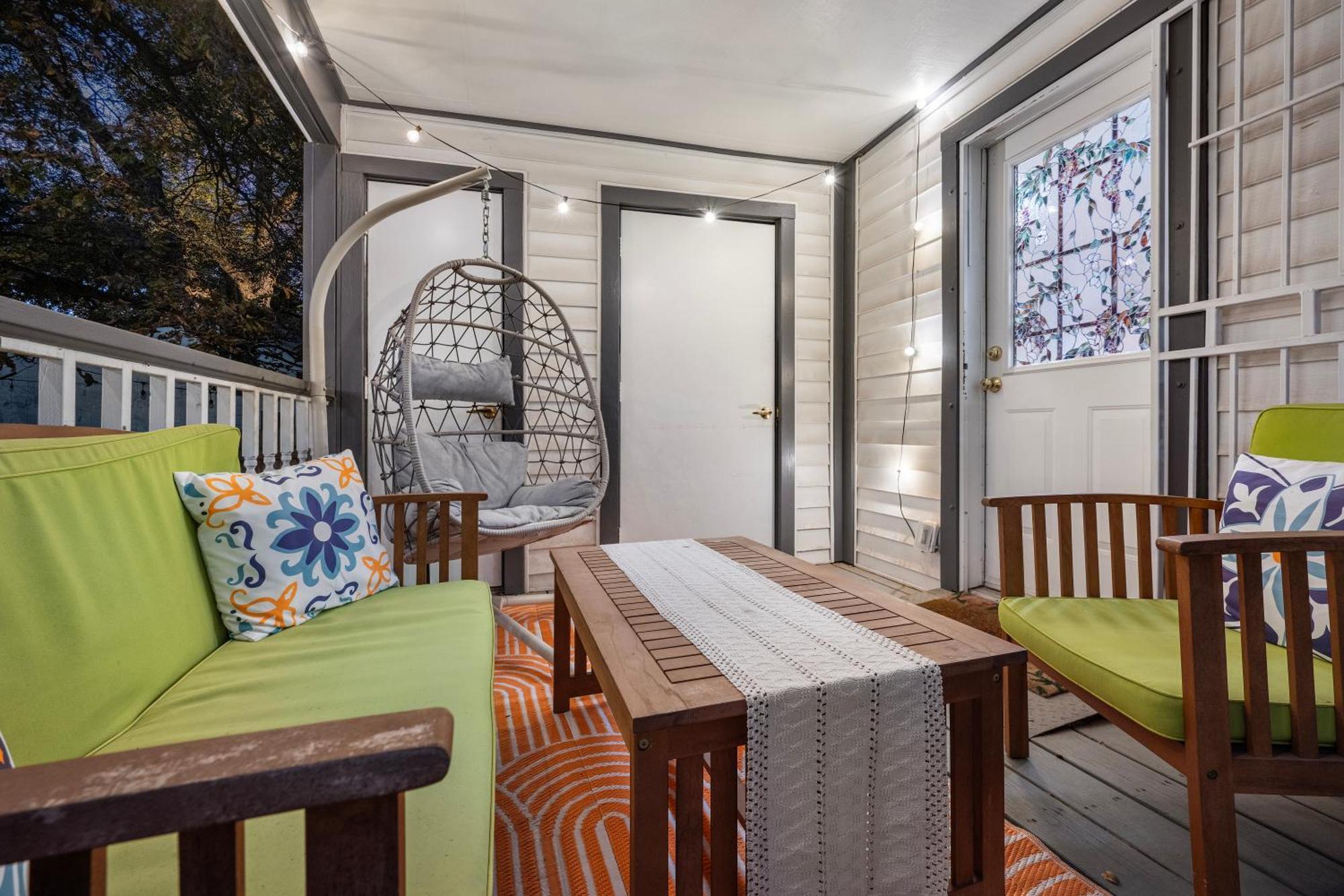 Stylish, Artsy Bungalow Central Eastside Austin Dış mekan fotoğraf